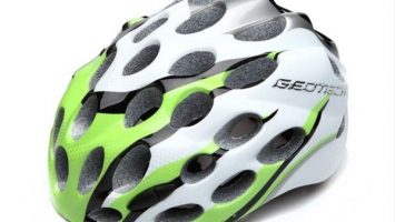 Geotech Adult Bicycle Helmet – Green Pny39